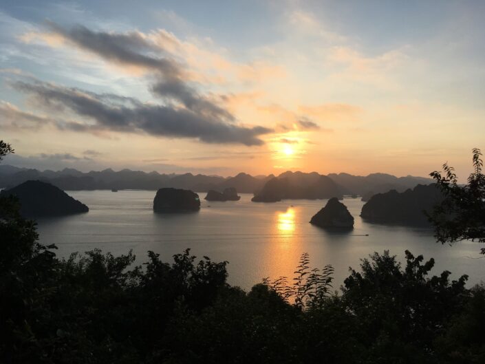 Sri Lanka Travel Photography Travel Album Halong Bay 11